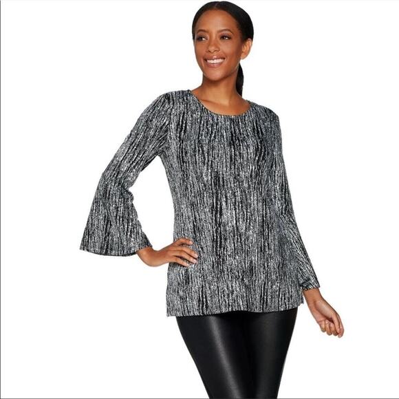 H by Halston bell sleeve top - Picture 1 of 8